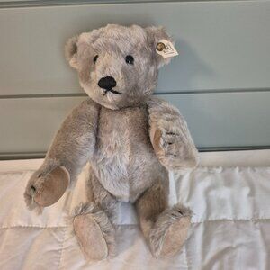 Steiff 1992 Disneyland 1st Annual Bear Classic #00843/2000 no bow or box